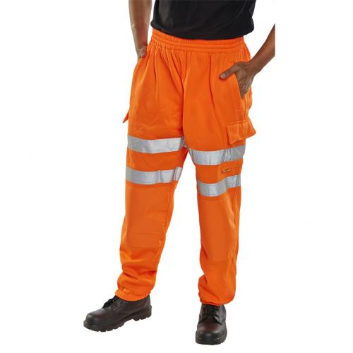 jogging bottoms with zip pockets