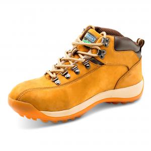 Beeswift Sbp Chukka Boot Nubuck 08 CTF33NB08