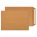 This picture features a pack of Blake Miscellaneous Sized Envelopes, specifically the Avant Garde Cream Manilla Peel & Seal Pocket in the size of 229x162mm. The pack contains 250 envelopes made of 130gsm paper.