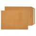 The photo shows a pack of Blake miscellaneous sized envelopes in an avant-garde cream color. The envelopes have a manilla window and feature a peel & seal pocket. They are 324x229mm in size and are made with 130gsm paper. The pack contains 250 envelopes. Perfect for any professional or personal mailing needs.