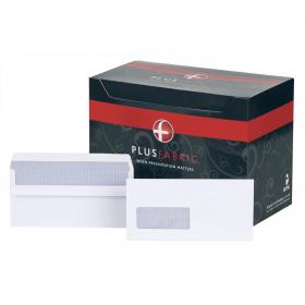 Plus Fabric Envelopes PEFC Wallet Self Seal Window 120gsm DL 220x110mm White Ref C22570 Pack of 500 C22570