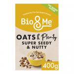 A 400g Bio&Me pack stands upright with a green-and-white label showing the brand and product name. Close-up images of oats, seeds and nuts spill into a rustic bowl. Natural tones, clear weight marking and small icons appear against a clean, minimal background.