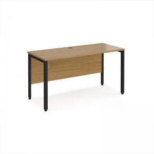 Maestro 25 straight desk 1400mm x 600mm - black bench leg frame, oak