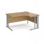 Maestro 25 right hand ergonomic desk 1400mm wide - silver cable managed leg frame, oak top MCM14ERSO