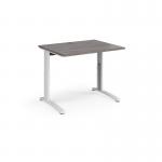 TR10 height settable straight desk 1000mm x 800mm - white frame and grey oak top