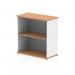 This photo features a stunning dynamic low bookcase measuring 800mm, with a sleek design in a beautiful oak and white finish. It boasts multiple shelves for organizing books and decor, creating a modern and stylish look for any space.