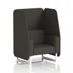 In the photograph, a sleek, modern 1-seater open booth with white legs is shown. The booth features temple panels and is upholstered in a light gray fabric. The overall look is clean, elegant, and customizable to fit any space.