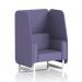 A sleek open booth lined with white legs, tailored to your specifications. The synergy fabric adds a touch of sophistication to this 1-seater booth. Custom panels and a sofa complete the modern design.