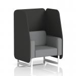 A stunning photo of our dynamic booth, featuring a Brixworth 1 seater open design with white legs and synergy fabric. The mix panels and partner sofa add style and versatility to this modern piece.