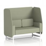 The photo shows a sleek and modern 2-seater open booth with white legs. The seat and back panels are made of a stylish flax fabric, with a touch of geometric design on the Newbury panels. This dynamic booth offers a comfortable and contemporary seating option.