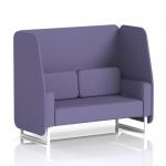 The image shows two white-legged open booths in Brixworth design. The synergy fabric gives a dynamic look and the option to order panels and a sofa adds versatility.