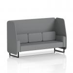 This photo captures a stylish and customizable 3-seater open booth from Dynamic Booths. The black legs add a modern touch to the look, while the synergy fabric provides comfort. Partner panels and a sofa complete the versatile design.