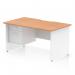 This dynamic pedestal desk features a scalloped edge and measures 1400 x 800mm. The oak top contrasts beautifully with the white panel end leg, creating a sleek and modern workstation. The desk also comes with a 2 drawer fixed pedestal for added storage.