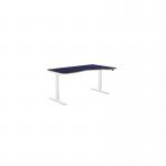 The photograph shows a modern work setting featuring an office with sit-stand and height-adjustable desks. The black legs and blue top give a professional touch, while the 1600 x 800 size caters to both right and left-handed individuals. The sleek design and functional features make this office space ideal for comfortable and versatile work.