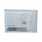 This picture shows a pack of 100 GoSecure Padded Envelopes, with each envelope being white in color and having internal dimensions of 140x195mm. They also feature a bubble lining for added protection during shipping.