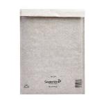 Mail Lite Plus Bubble Lined Postal Bag Size G/4 240x330mm Oyster White (Pack of 50) 103025659 MQ23844