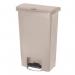 Rubbermaid step-on pedal bin 324302