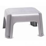 Lightweight plastic step up stool 386093