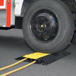 Heavy duty cable and hose protector ramp 392363