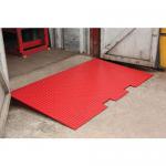 Ground level container access ramp 394580