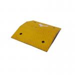 75 mm High Speedbump Middle Yellow 397074