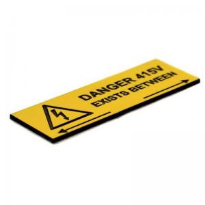 Danger 415V Exists Between - Pack Of 5 Engraved 75 X 25mm 423390