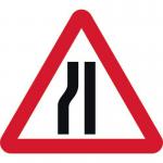 Road Narrows Nearside - Classicroll Up Traffic Sign (600 mm Tri) 424355