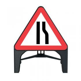 Triangle 750mm Road Narrows Right Qsign 429673