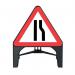 Triangle 750 mm Roadnarrows Right Qsign 429673