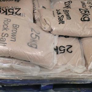 Slingsby Winter Dry Brown Rock Salt 25kg 10 Pack 383579 WE25291